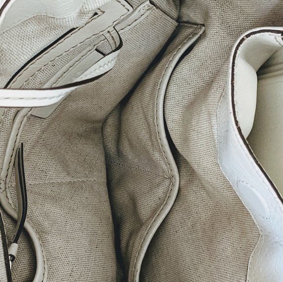 REDUCED Vintage Michael Kors leather handbag - Picture 5 of 8